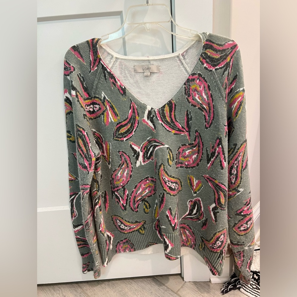 LOFT White Knit Sweater Size Large